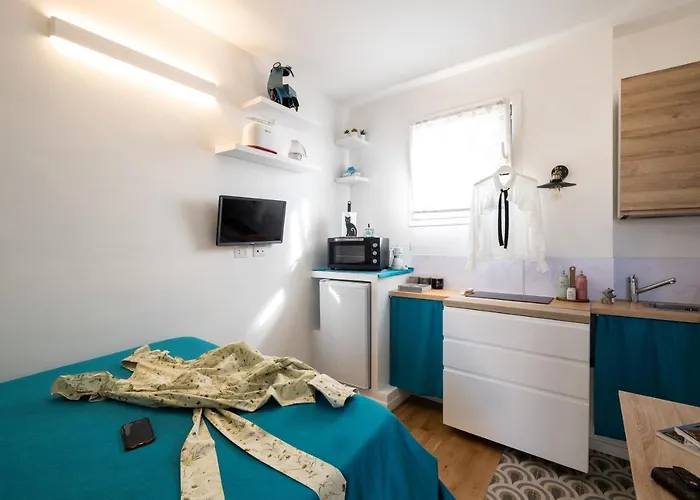 Romantic Tiny House Aventino Appartement *