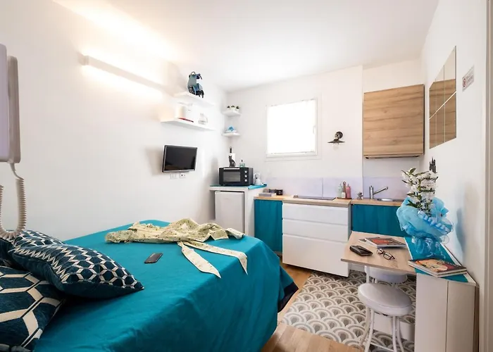 Romantic Tiny House Aventino * Rome