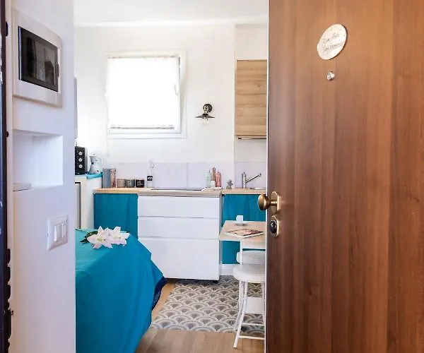 Romantic Tiny House Aventino Appartement *